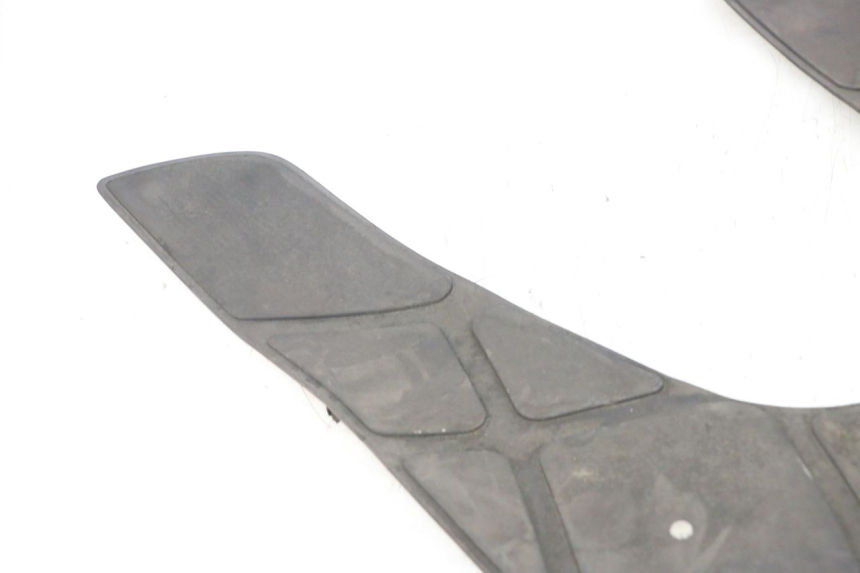photo de Tappetino pedana KYMCO GRAND DINK 125 (2002 - 2007)