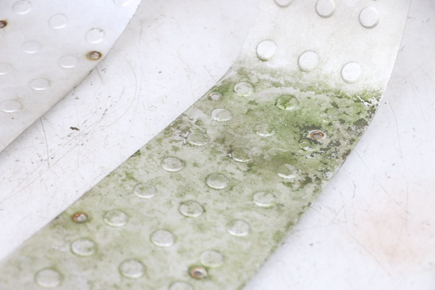 photo de CARENA PEDANA GOMME JM MOTORS GTS 125 (2015 - 2019) - Primo piano tecnico