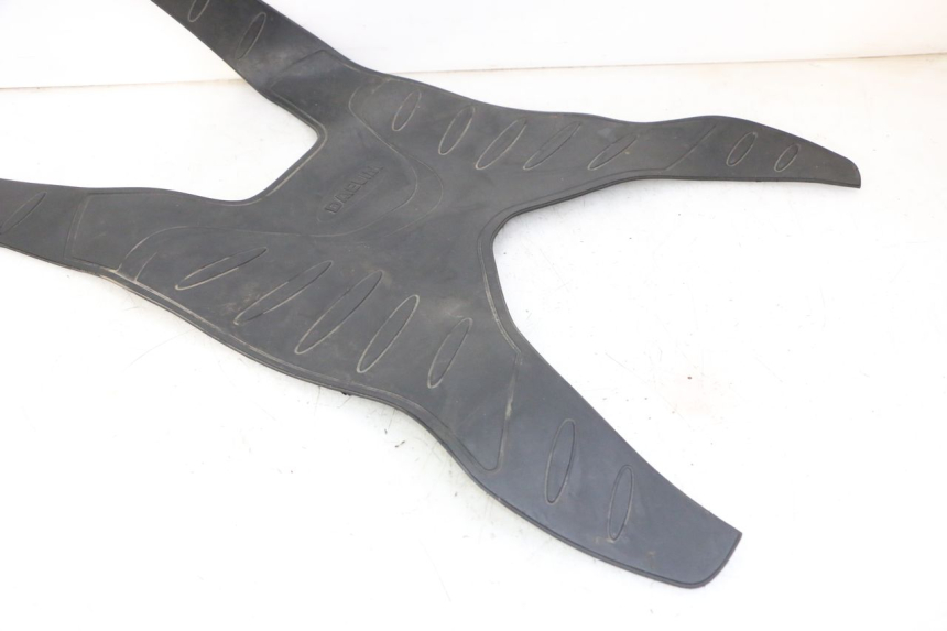 photo de CARENA PEDANA GOMME DAELIM HISTORY 125 (2001 - 2002)