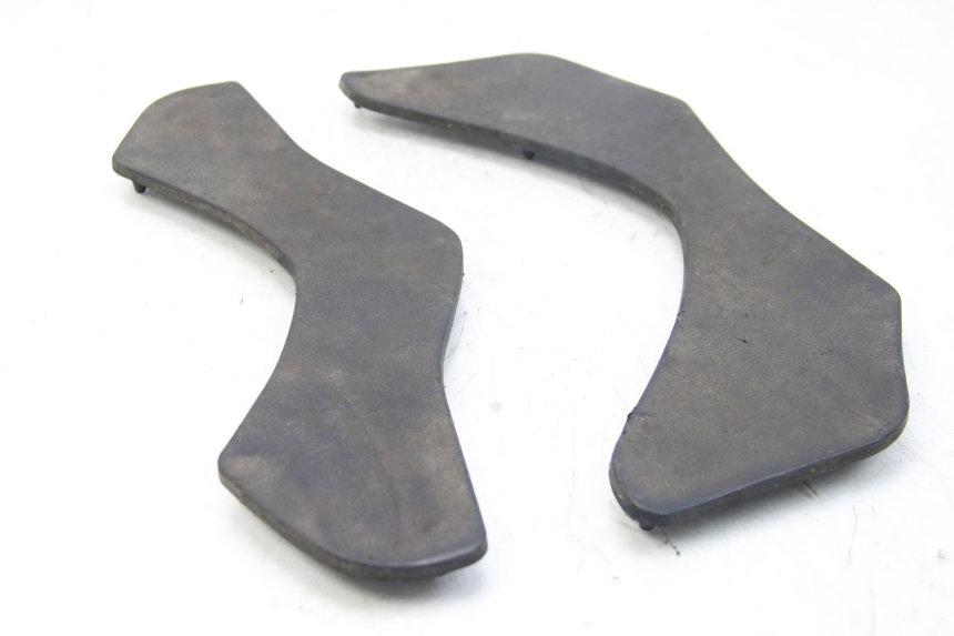 photo de TAPPETINO PEDANA YAMAHA HW XENTER 125 (2011 - 2017)