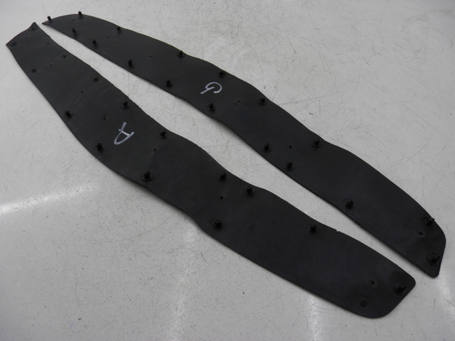 photo de Tappetino pedana JM MOTOR S-MAX 125 (2010 - 2014) - Vista d'insieme del prodotto