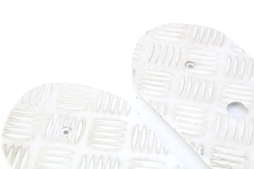 photo de TAPPETINO PEDANA PEUGEOT KISBEE 4T 50 (2018 - 2022)