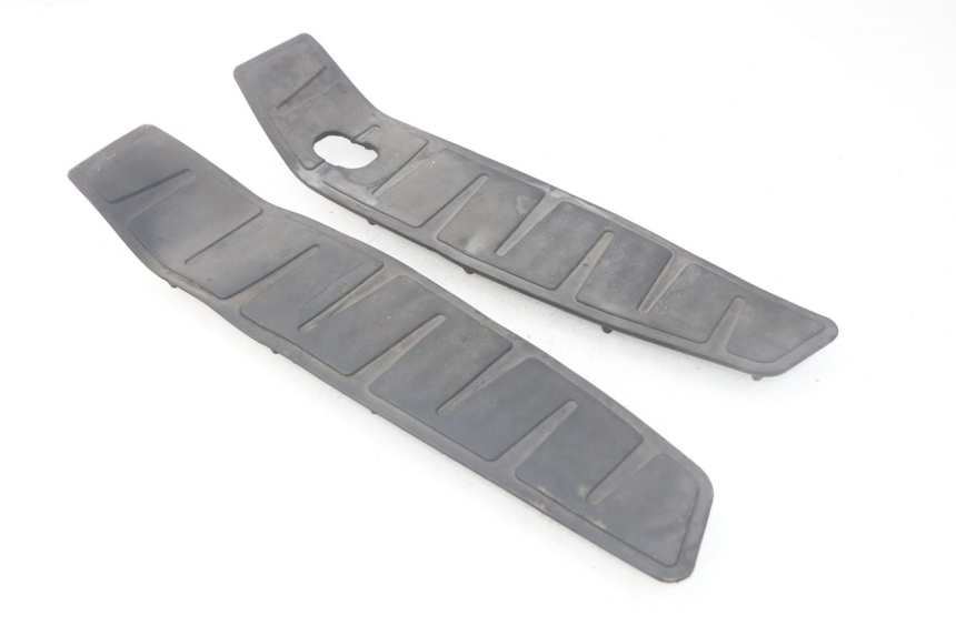 photo de TAPPETINO PEDANA PIAGGIO MP3 LT 400 (2007 - 2012)