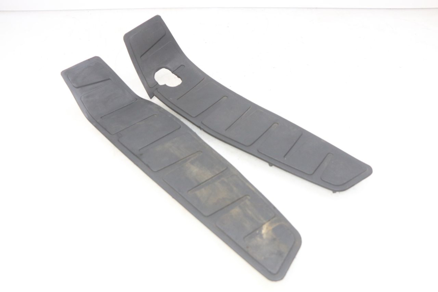 photo de TAPPETINO PEDANA PIAGGIO MP3 500 (2014 - 2016)