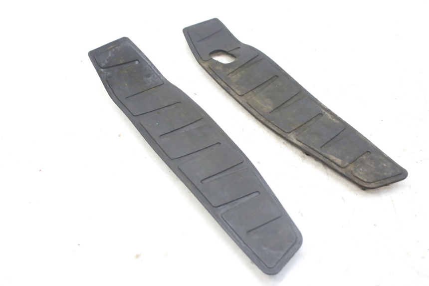 photo de TAPPETINO PEDANA PIAGGIO MP3 RL 250 (2007 - 2010)