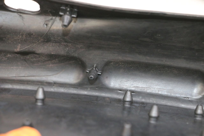 photo de CARENA PEDANA GOMME YAMAHA NEO'S CORE 1 (2022 - 2026) - Vista d'insieme del prodotto