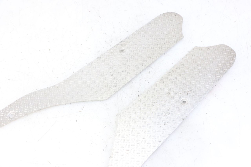 photo de CARENA PEDANA GOMME PIAGGIO NRG POWER PUREJET 50 (2018 - 2021)