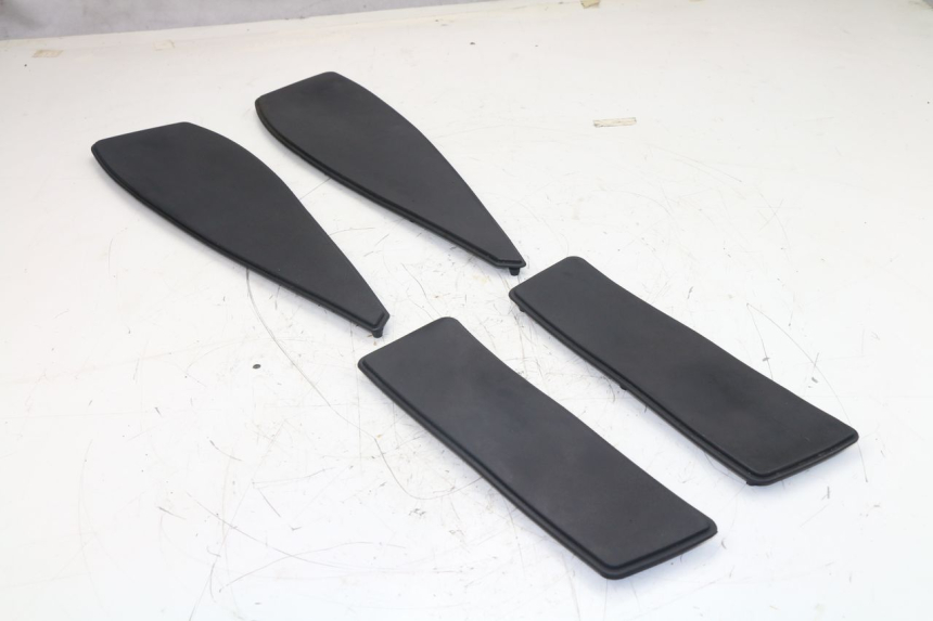 photo de Tappetino pedana PEUGEOT SATELIS 125 (2013 - 2018)