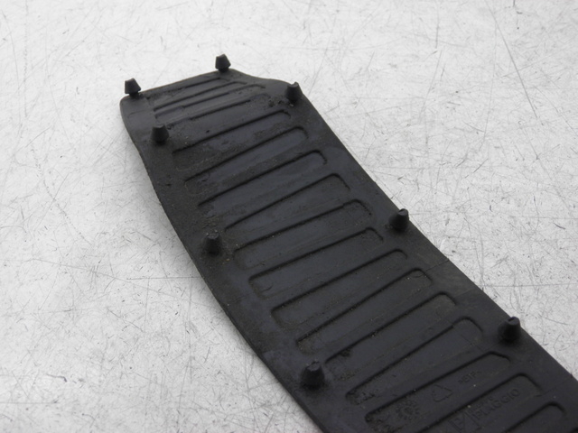 photo de TAPPETINO PEDANA PIAGGIO MP3 LT 300 (2010 - 2016)