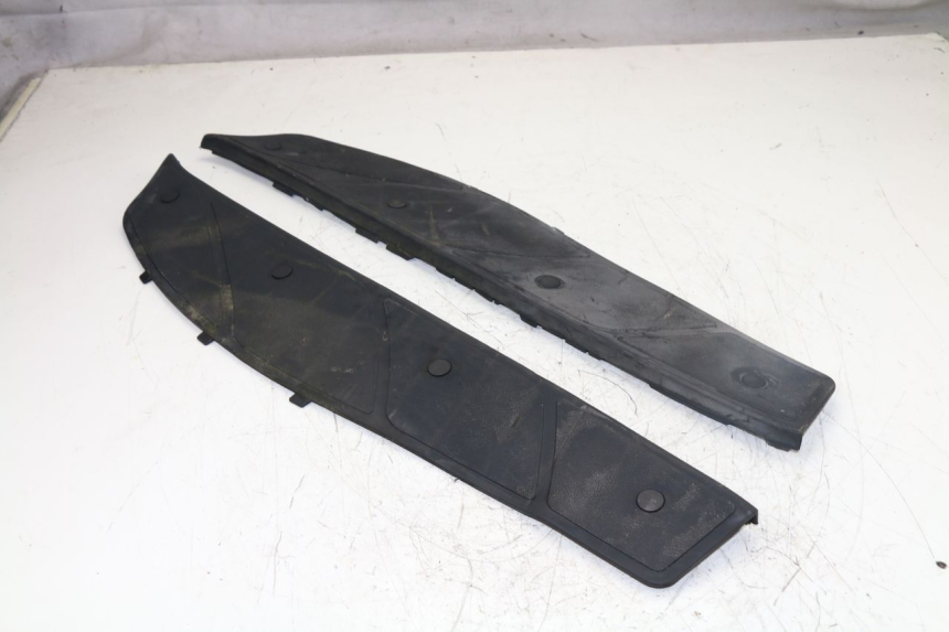 photo de TAPPETINO PEDANA PIAGGIO X9 125 (2000 - 2003)