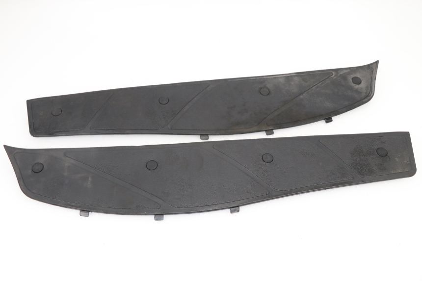 photo de Tappetino pedana PIAGGIO X9 EVOLUTION 500 (2003 - 2005)