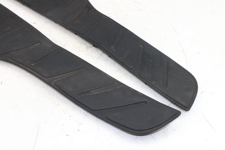 photo de TAPPETINO PEDANA PIAGGIO XEVO - X EVO 125 (2007 - 2016)