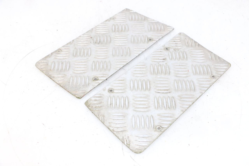 photo de CARENA PEDANA GOMME LIGIER PULSE 3 1 (2014 - 2020) - Vista principale