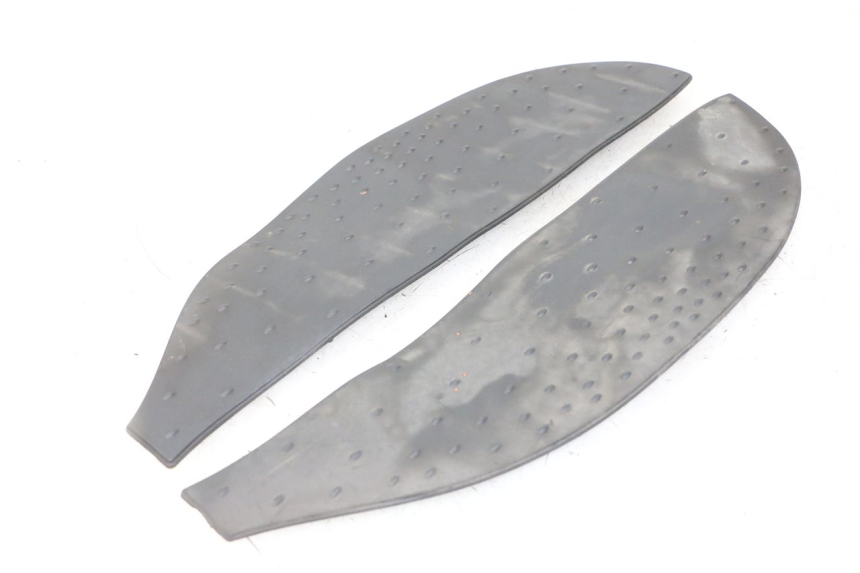 photo de CARENA PEDANA GOMME APRILIA SCARABEO GT TOURING 125 (1999 - 2005)