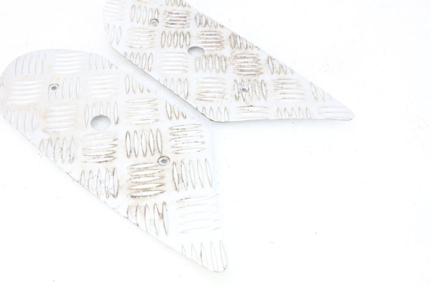 photo de TAPPETINO PEDANA PEUGEOT STREETZONE 4T 50 (2018 - 2023)