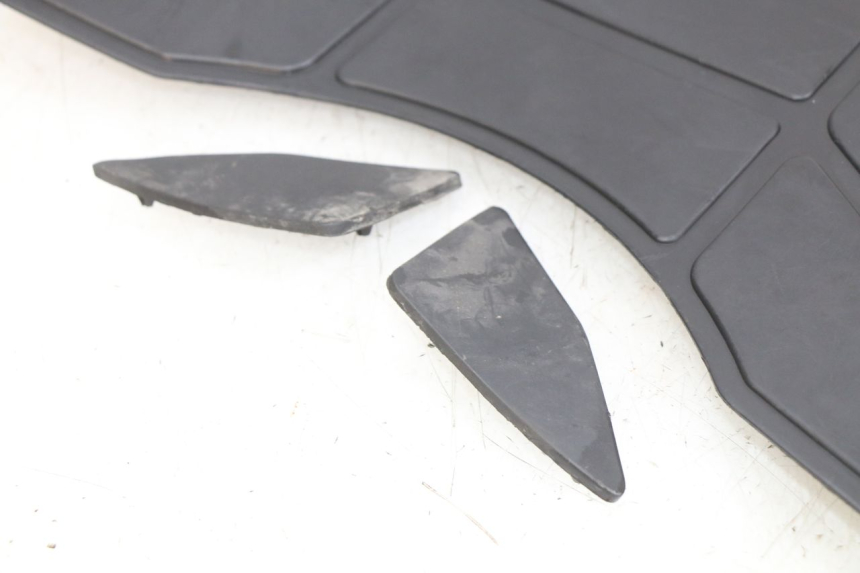 photo de TAPPETINO PEDANA PEUGEOT SV 125 (1991 - 1994)