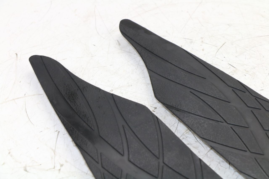 photo de TAPPETINO PEDANA TGB X-MOTION XMOTION 125 (2008 - 2014)