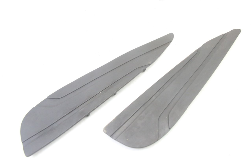 photo de TAPPETINO PEDANA YAMAHA X-MAX XMAX 125 (2010 - 2014)