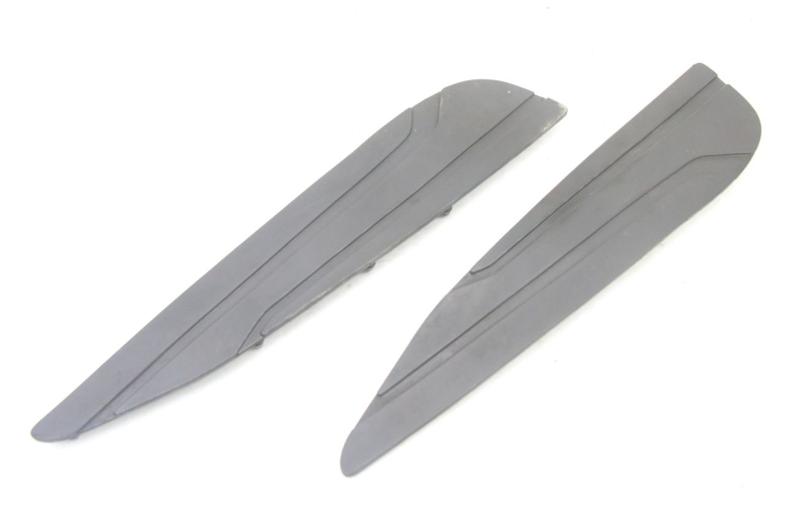 photo de TAPPETINO PEDANA YAMAHA X-MAX XMAX 125 (2010 - 2014)