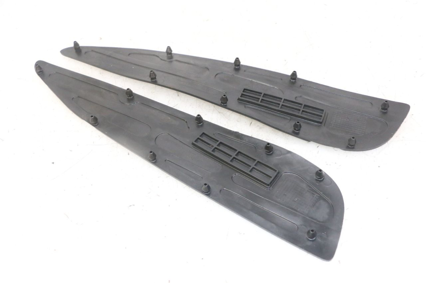photo de TAPPETINO PEDANA YAMAHA X-MAX XMAX 125 (2010 - 2014)