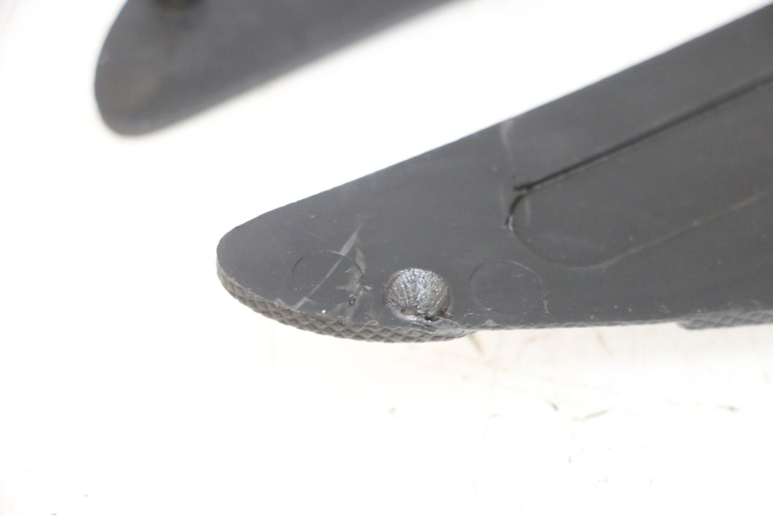 photo de TAPPETINO PEDANA YAMAHA X-MAX XMAX 125 (2010 - 2013) - Zoom sullo stato d'uso