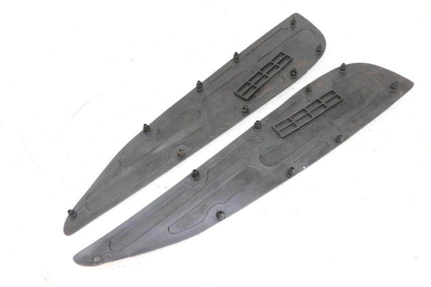 photo de TAPPETINO PEDANA YAMAHA X-MAX XMAX 125 (2010 - 2013) - Altra angolazione