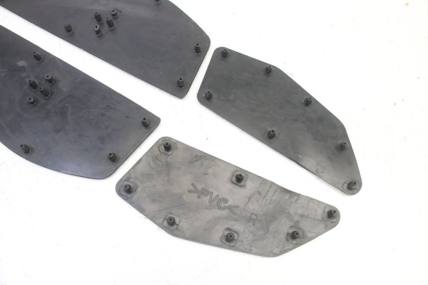 photo de CARENA PEDANA GOMME YAMAHA XMAX X-MAX 125 (2021 - 2025)