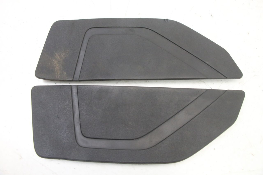 photo de CARENA PEDANA GOMME YAMAHA YP T-MAX TMAX 530 (2017 - 2020)