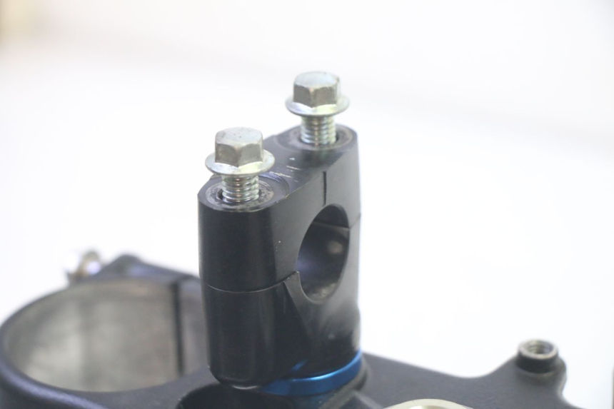 photo de PIASTRA KAWASAKI KXF KX-F 250 (2017 - 2019) - Zoom sullo stato d'uso