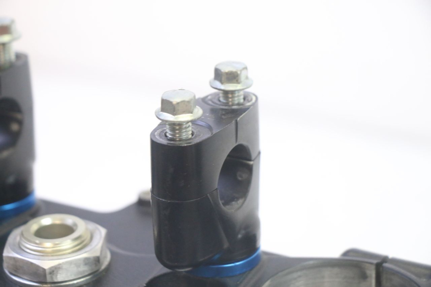 photo de PIASTRA KAWASAKI KXF KX-F 250 (2017 - 2019) - Altra angolazione