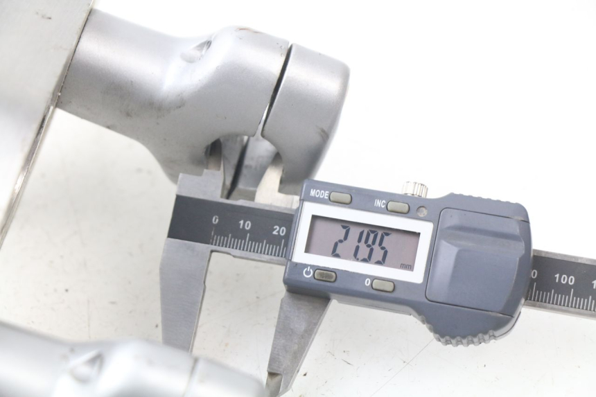 photo de Forcella superiore HYOSUNG AQUILA GV 125 (2009 - 2016)