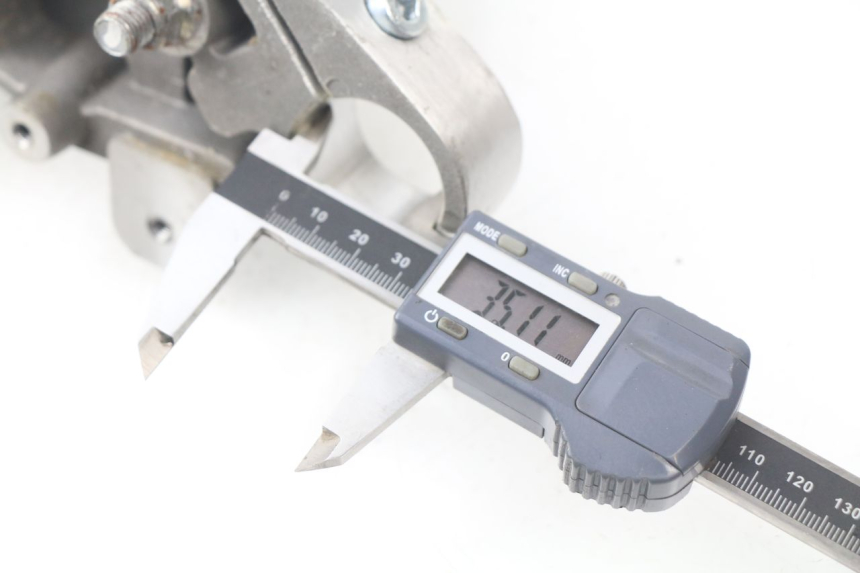 photo de Forcella superiore HYOSUNG AQUILA GV 125 (2009 - 2016)