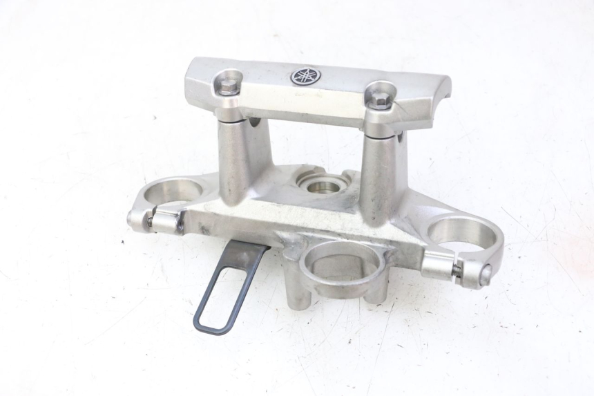 photo de PIASTRA SUPERIORE YAMAHA FZ6 FAZER S2 600 (2007 - 2011)