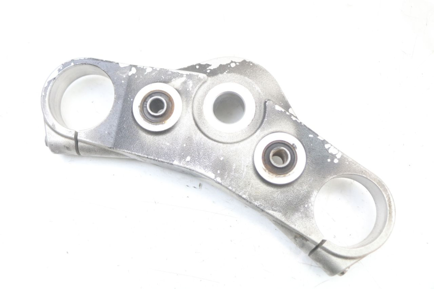 photo de PIASTRA SUPERIORE SUZUKI GSR 750 (2011 - 2017)