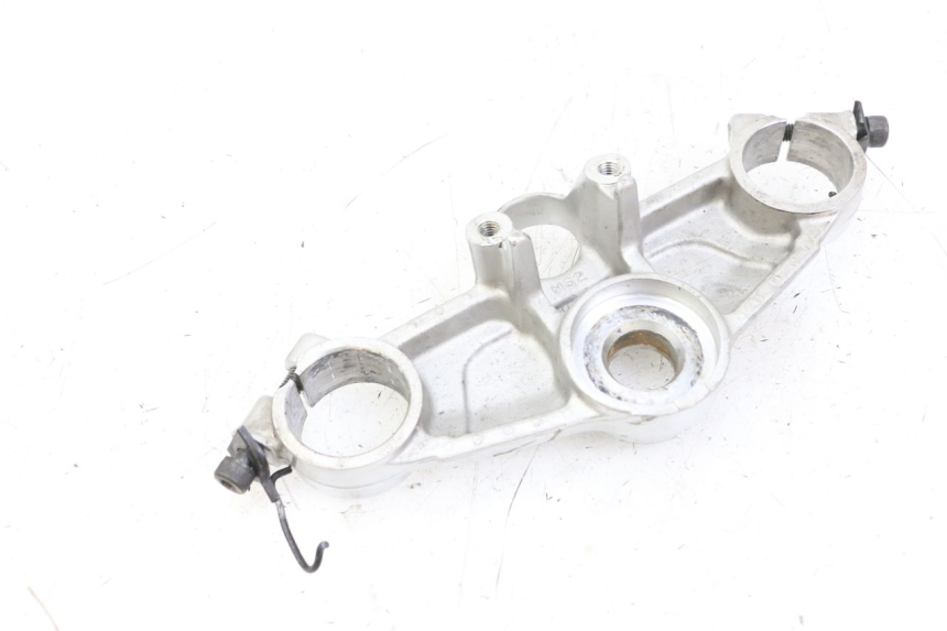 photo de PIASTRA SUPERIORE HONDA CBR F 1000 (1993 - 1996) - Altra angolazione