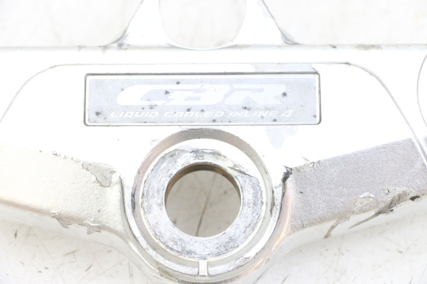 photo de PIASTRA SUPERIORE HONDA CBR F 1000 (1993 - 1996) - Dettagli dei punti di fissaggio