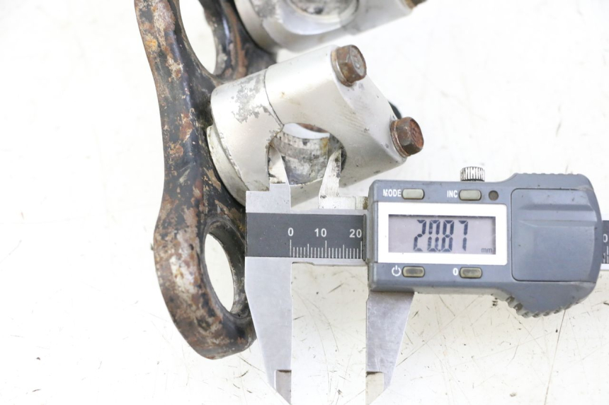 photo de PIASTRA SUPERIORE YAMAHA PW 80 (1983 - 2014)