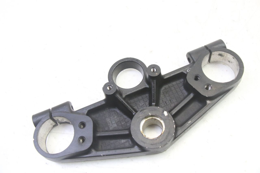 photo de PIASTRA SUPERIORE TRIUMPH SPRINT 900 (1995 - 1998)