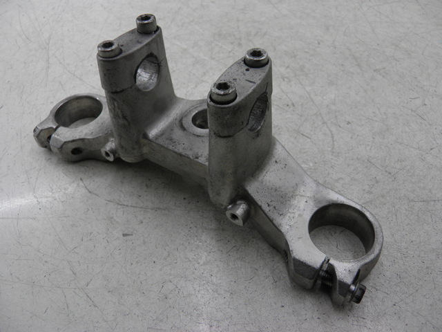 photo de Forcella superiore SUZUKI BURGMAN EXECUTIVE 650 (2008 - 2010)