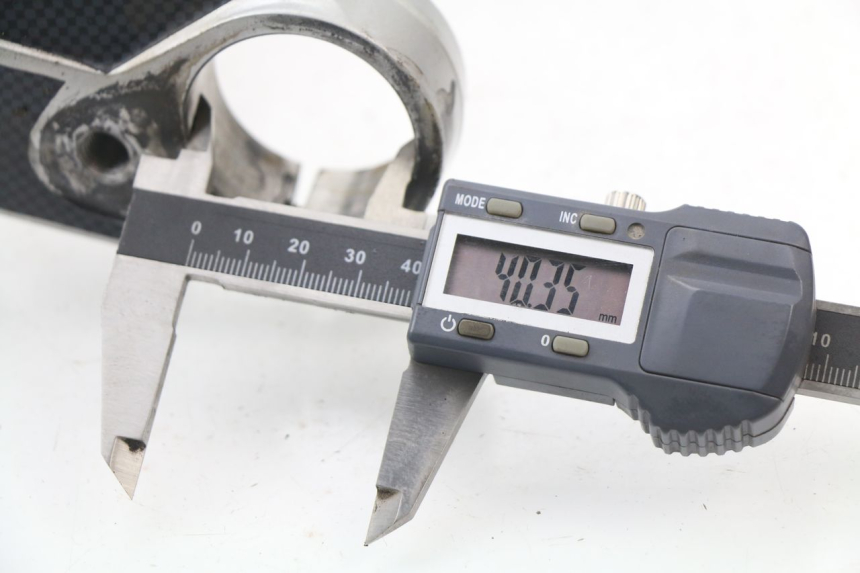 photo de Forcella superiore SUZUKI GSXF GSX F 600 (1988 - 1997)