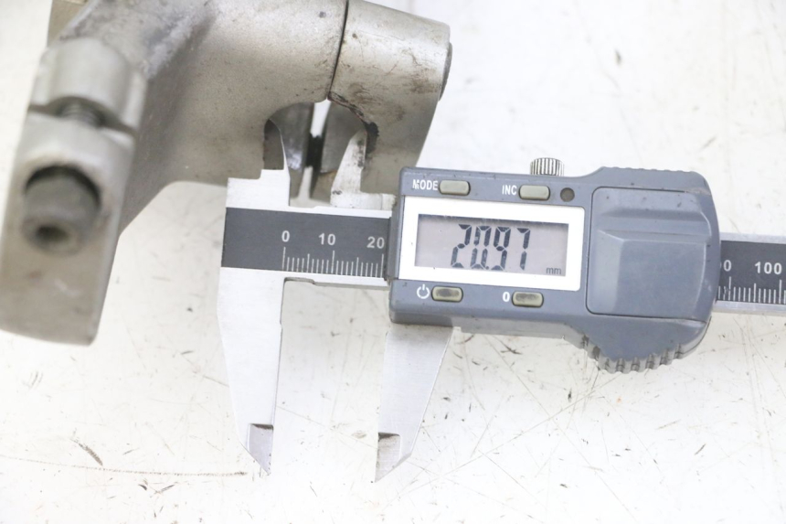 photo de PIASTRA SUPERIORE YAMAHA TDR DELTABOX 125 (1993 - 2003)