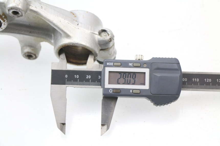 photo de Forcella superiore YAMAHA TTR 125 (2000 - 2020)