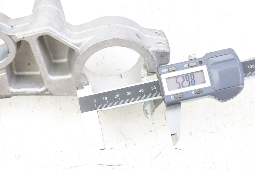photo de PIASTRA SUPERIORE VENT DERAPAGE 50 (2018 - 2023)
