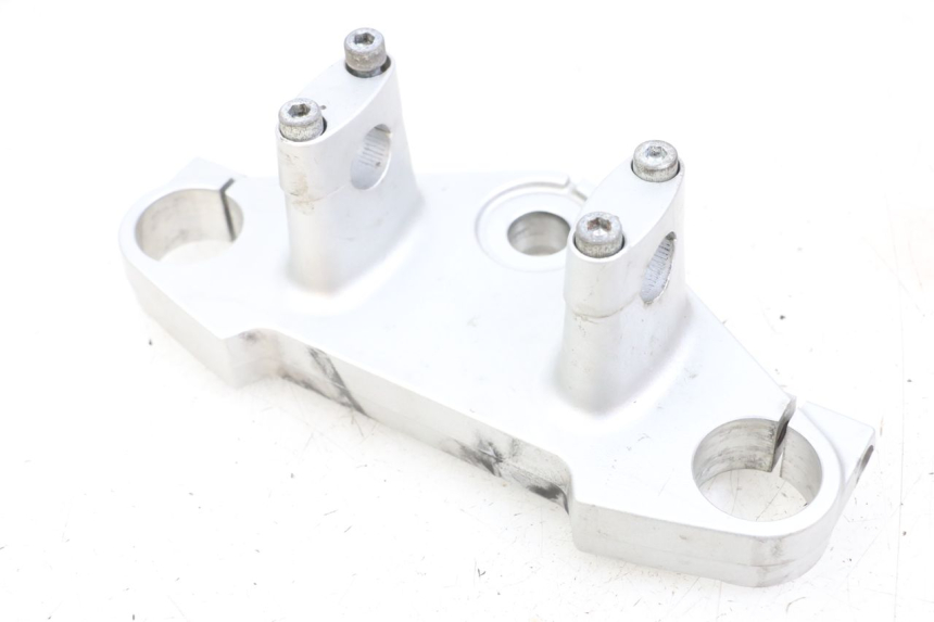 photo de PIASTRA SUPERIORE SUZUKI VL INTRUDER 125 (2004 - 2007)