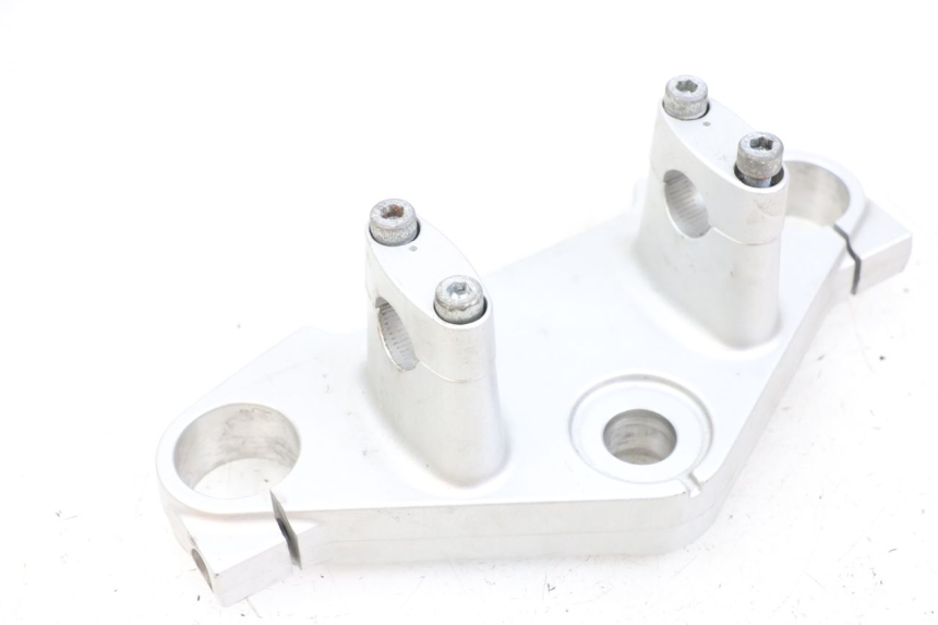 photo de PIASTRA SUPERIORE SUZUKI VL INTRUDER 125 (2004 - 2007)