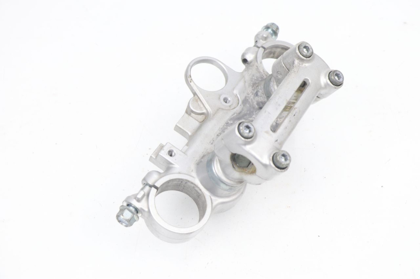 photo de Forcella superiore SUZUKI XF FREEWIND 650 (1997 - 2003) - Dettaglio del componente