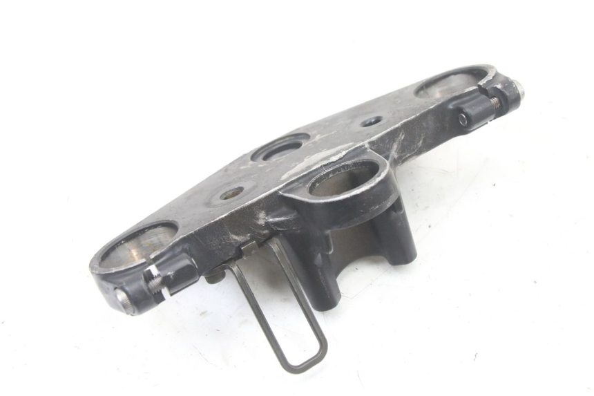 photo de PIASTRA SUPERIORE YAMAHA FZS FAZER 600 (2001 - 2003)