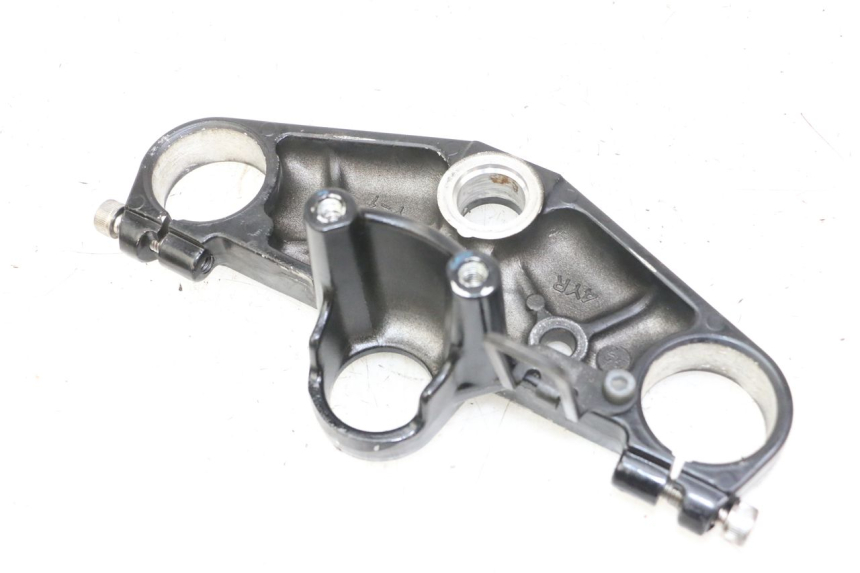 photo de PIASTRA SUPERIORE YAMAHA FZS FAZER 600 (2001 - 2003)
