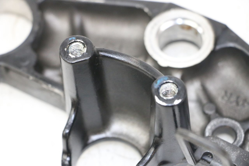 photo de PIASTRA SUPERIORE YAMAHA FZS FAZER 600 (2001 - 2003)