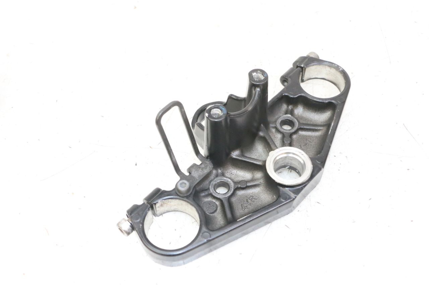 photo de PIASTRA SUPERIORE YAMAHA FZS FAZER 600 (2001 - 2003)